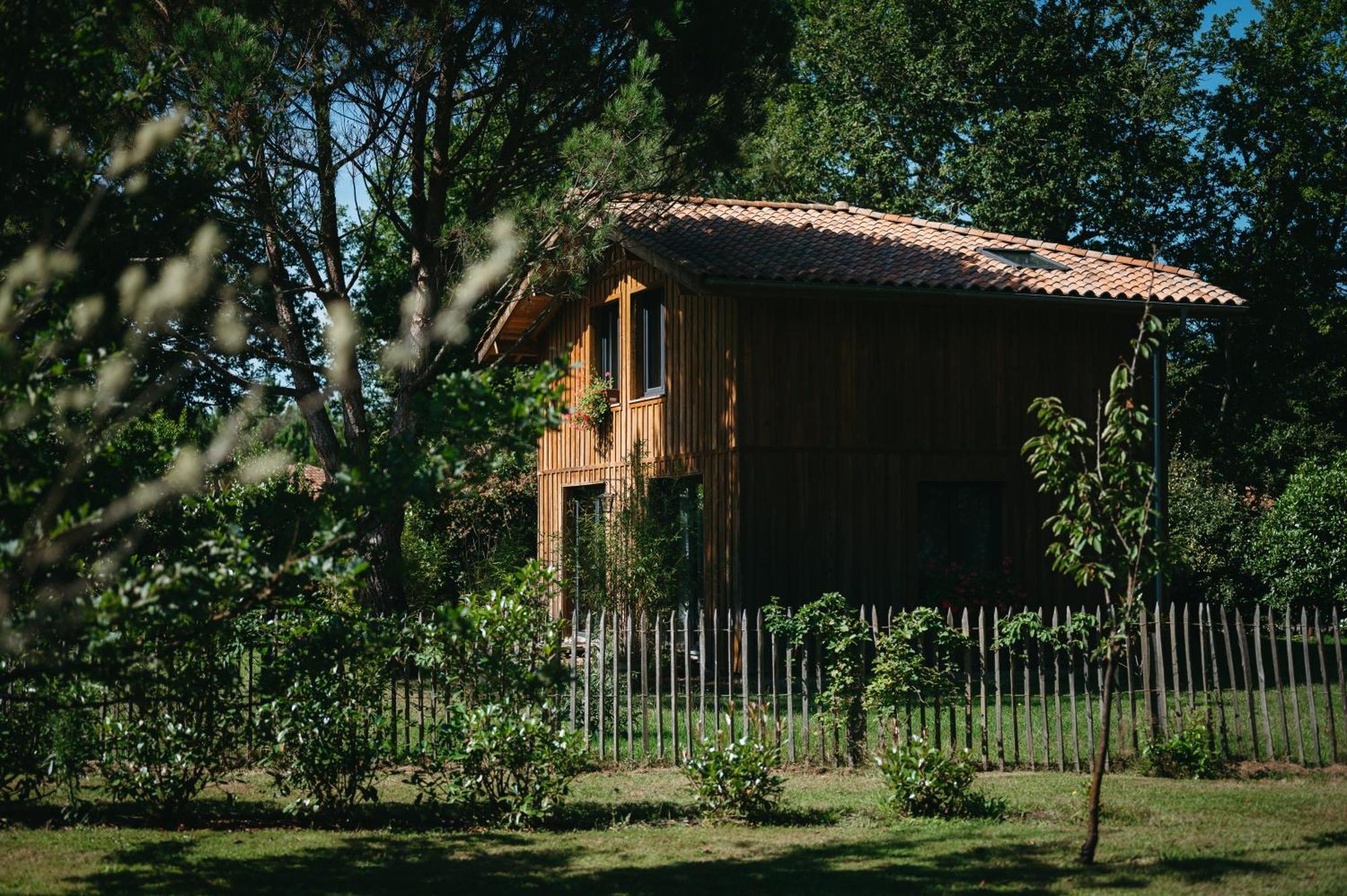 Le Domaine De Petiosse Bed & Breakfast Saint-Julien-en-Born Exterior photo